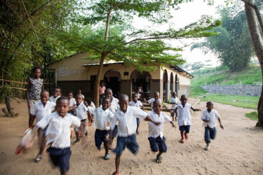 Mostra: Volontario Alla Pediatria Di Kimbondo &Raquo; Https://Www.massimobasso.com/Volontario-Alla-Pediatria-Di-Kimbondo/