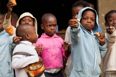 Mostra: Volontario Alla Pediatria Di Kimbondo &Raquo; Https://Www.massimobasso.com/Volontario-Alla-Pediatria-Di-Kimbondo/