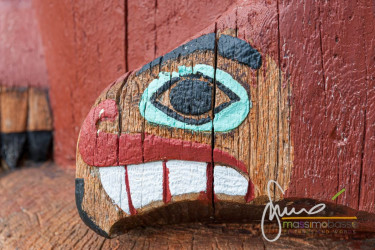 Particolare Di Totem Tradizionale Delle Comunità Native Dell'Inside Passage Dell'Alaska