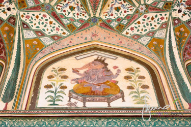 Particolare Della Ganesh Pol, Nell’amer Fort Vicino A Jaipur, Ingresso Allo Sheesh Mahal.