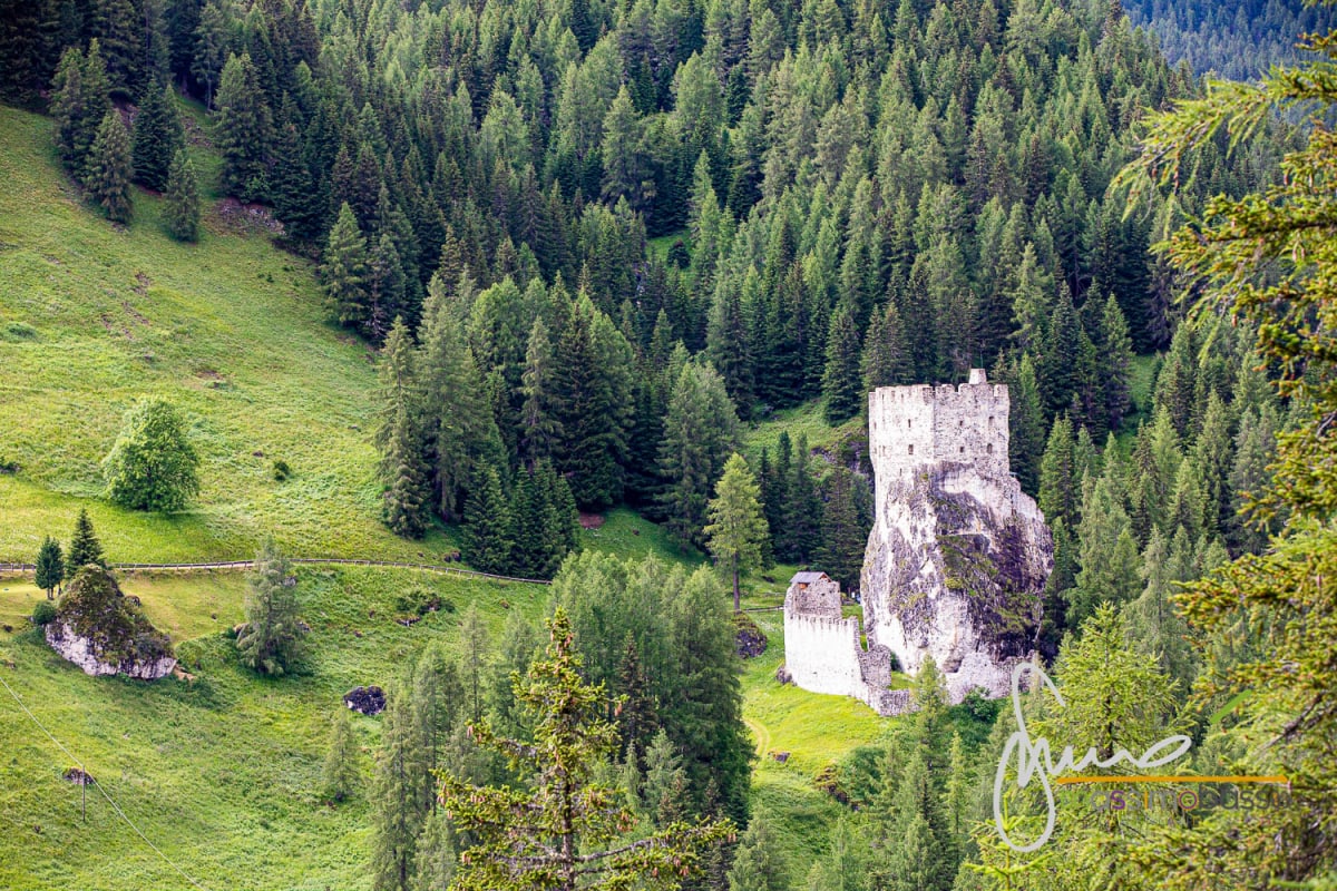 Vacanze nell'gordino - il Castello di Andraz