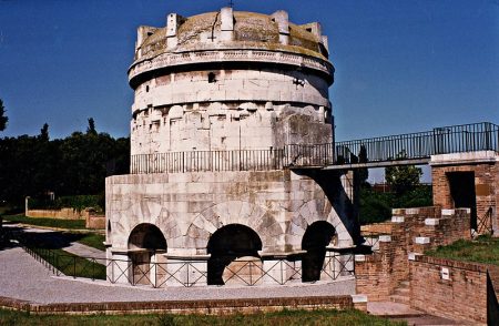 Mausoleo di Teodorico a Ravenna, Foto di Gianni Belloni