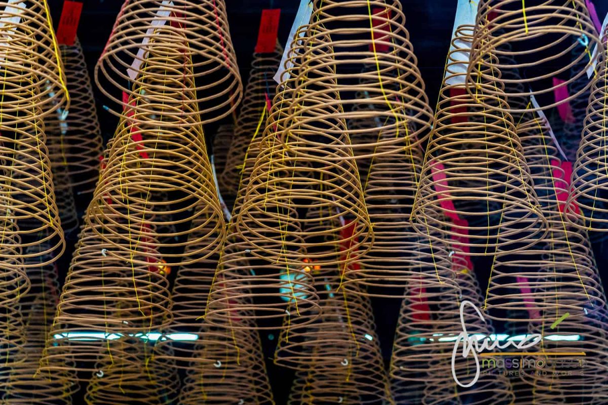 Spirali di Incenso alla Pagoda Matsu