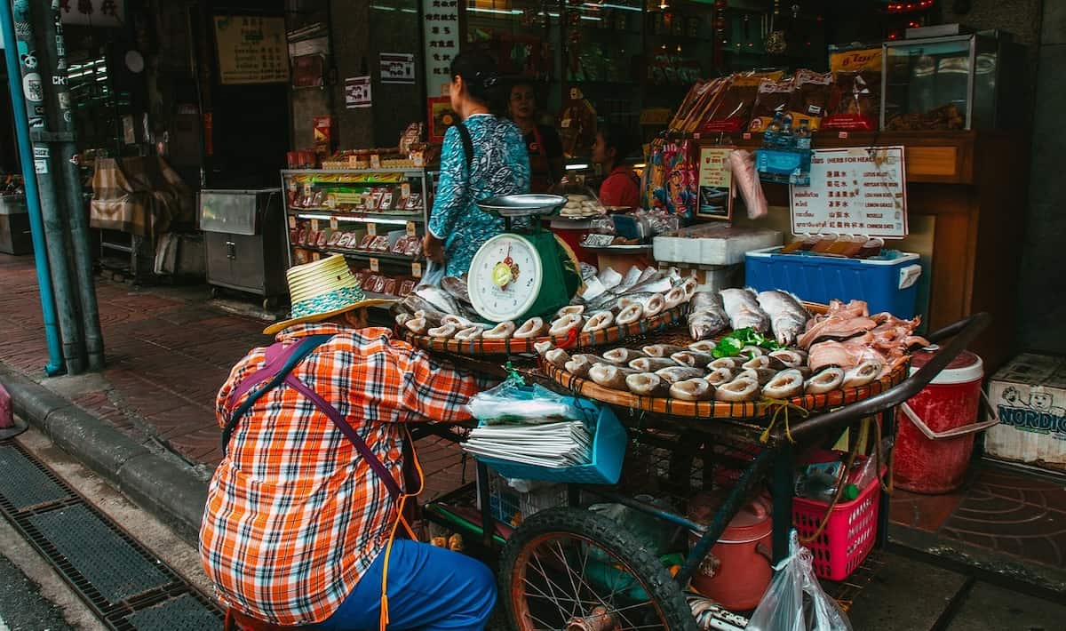 Bancarelle per le strade di Bangkok