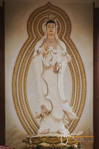 Statua Di Quan Am - Guan Yin Alla Pagoda Di Vinh Trang - Vietnam