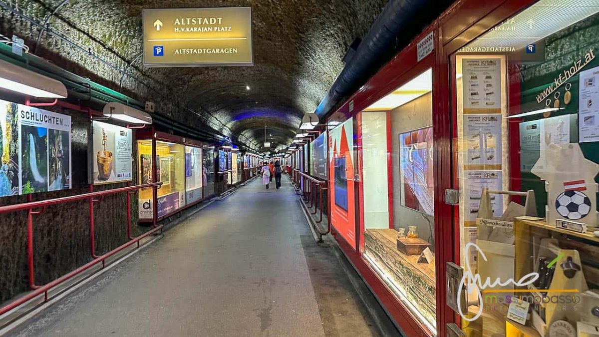 Girare Salisburgo, la città di Mozart con la Salzburg Card - il passaggio pedonale interno