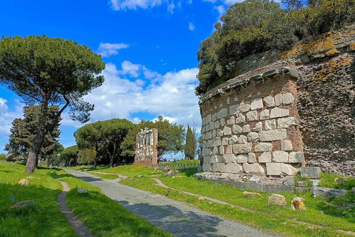 Parco dell'appia Antica e Chiesa del Domine Quo Vadis