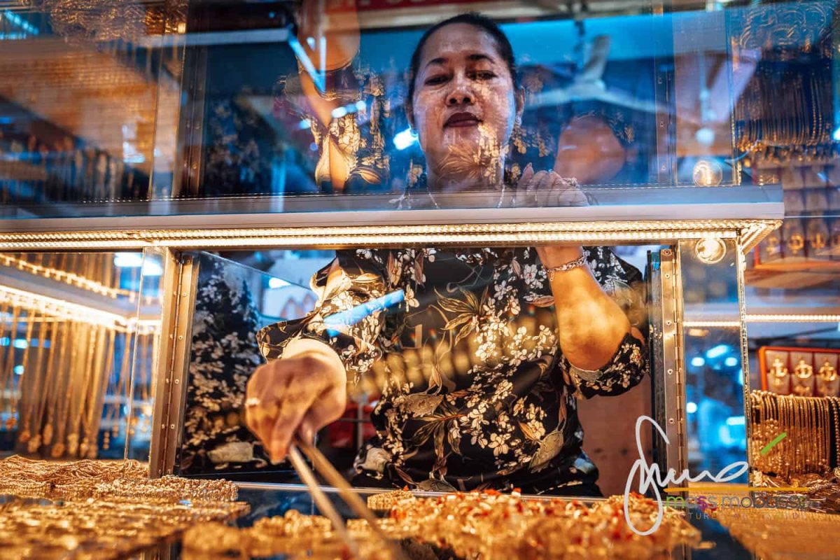 Cambogia Il Mercato Dell'oro A Siem Reap