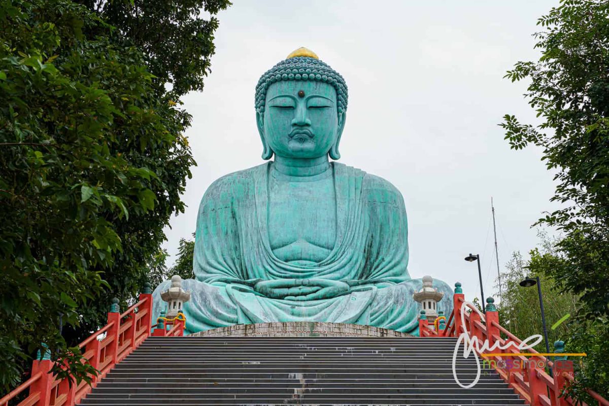 Il Buddha Amithaba Di Wat Pra That Doi Prachan