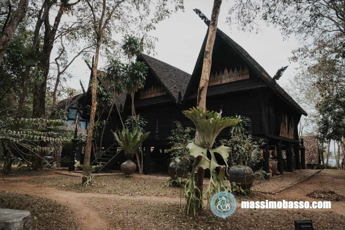 Baan Dam Museum - La Casa Nera Di Chiang Rai Di Tawan Duchanee
