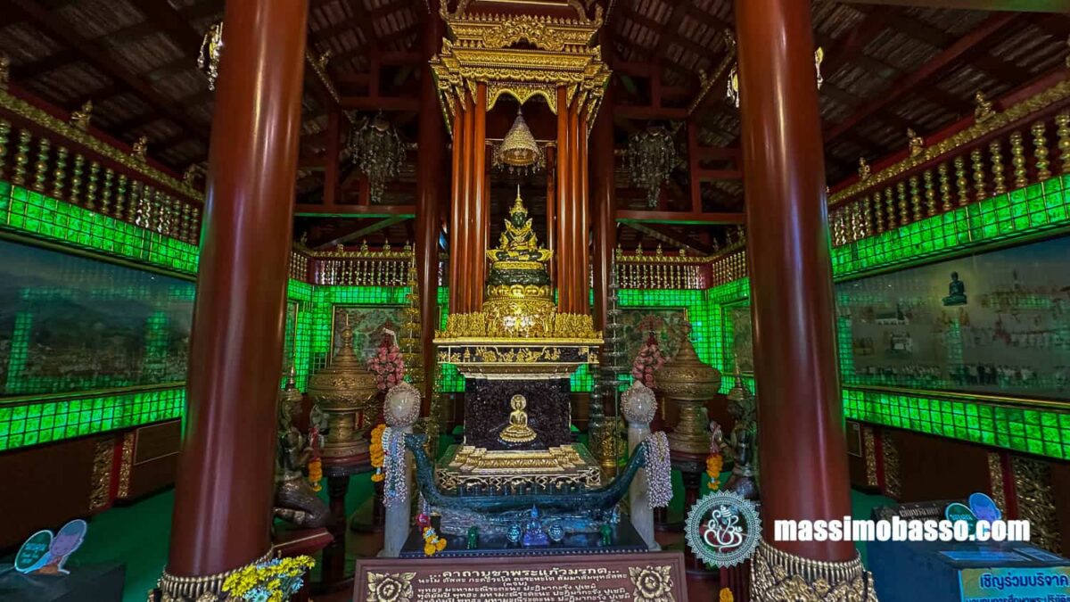 Wat Phra Kaew A Chiang Rai - Il Tempio Del Buddha Di Smeraldo