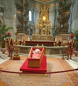 Feretro di Papa Francesco