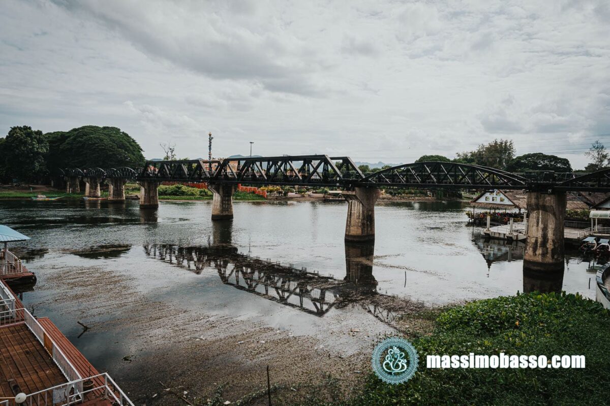 Il Ponte Sul Fiume Kwai E La Ferrovia Della Morte - Kanchanaburi - Thailandia