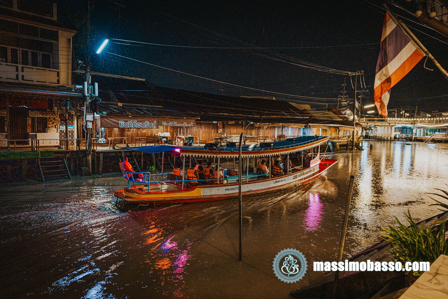 Gita in barca di sera al Amphawa Floating Market - Mercato Galleggiante di Amphawa