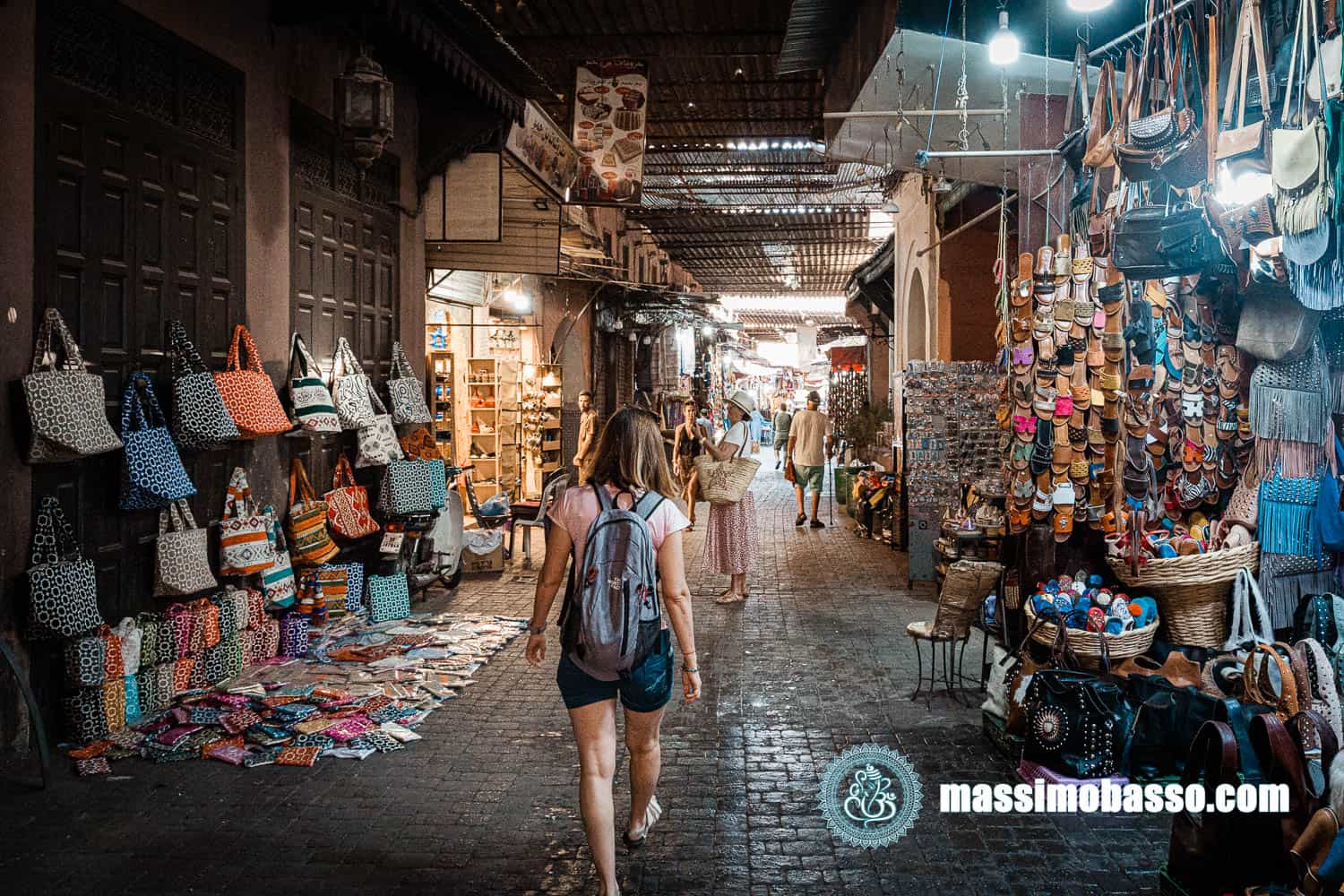 Camminando per i souk di Marrakech
